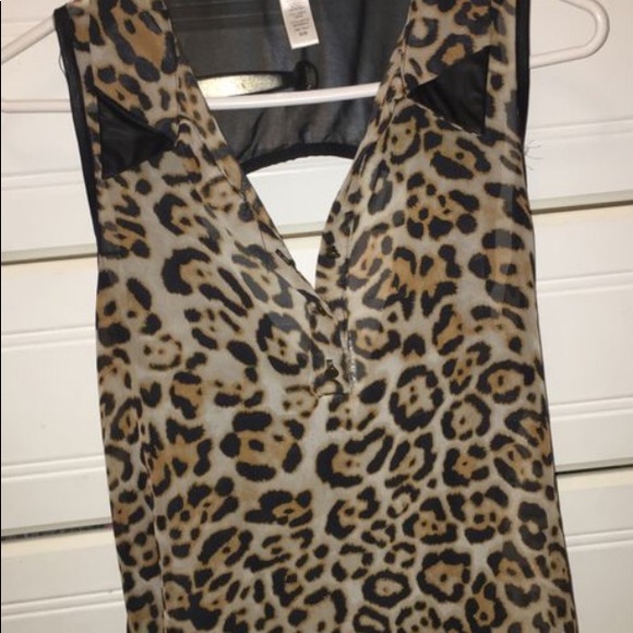 Cute Blouses - Picture 9 of 11